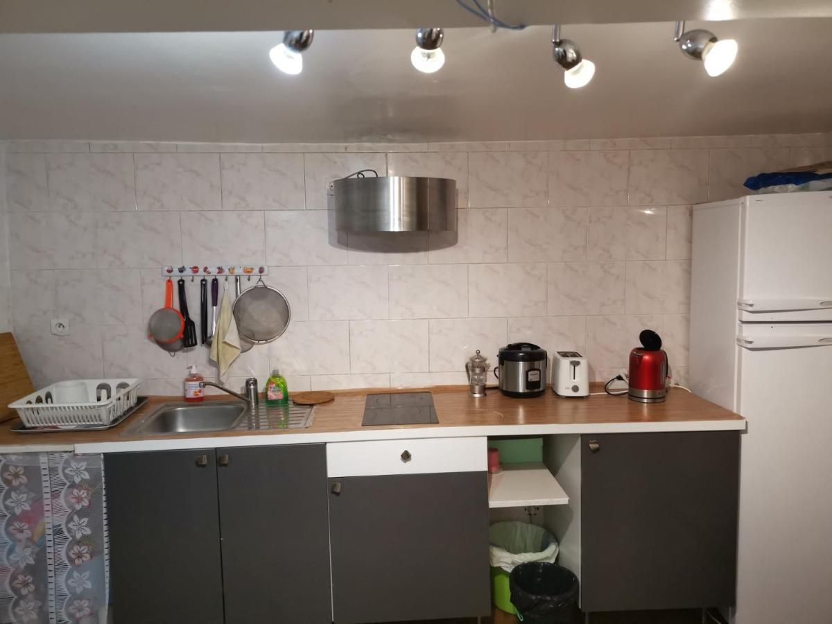 Rose Privatunterkunft Villejuif